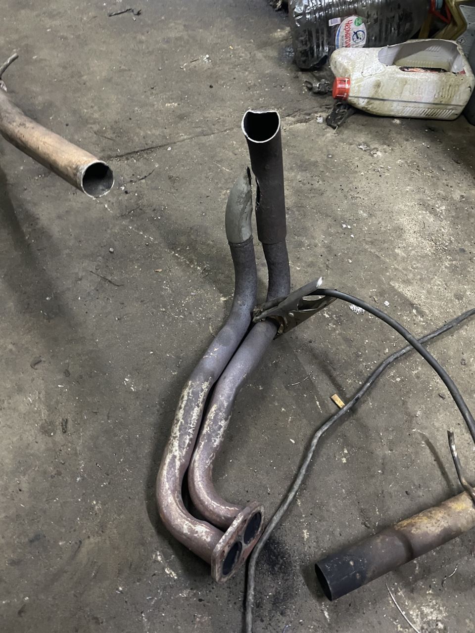Выхлопная система из говна и палок😀 — Lada 210740, 1,6 л, 2007 года ...