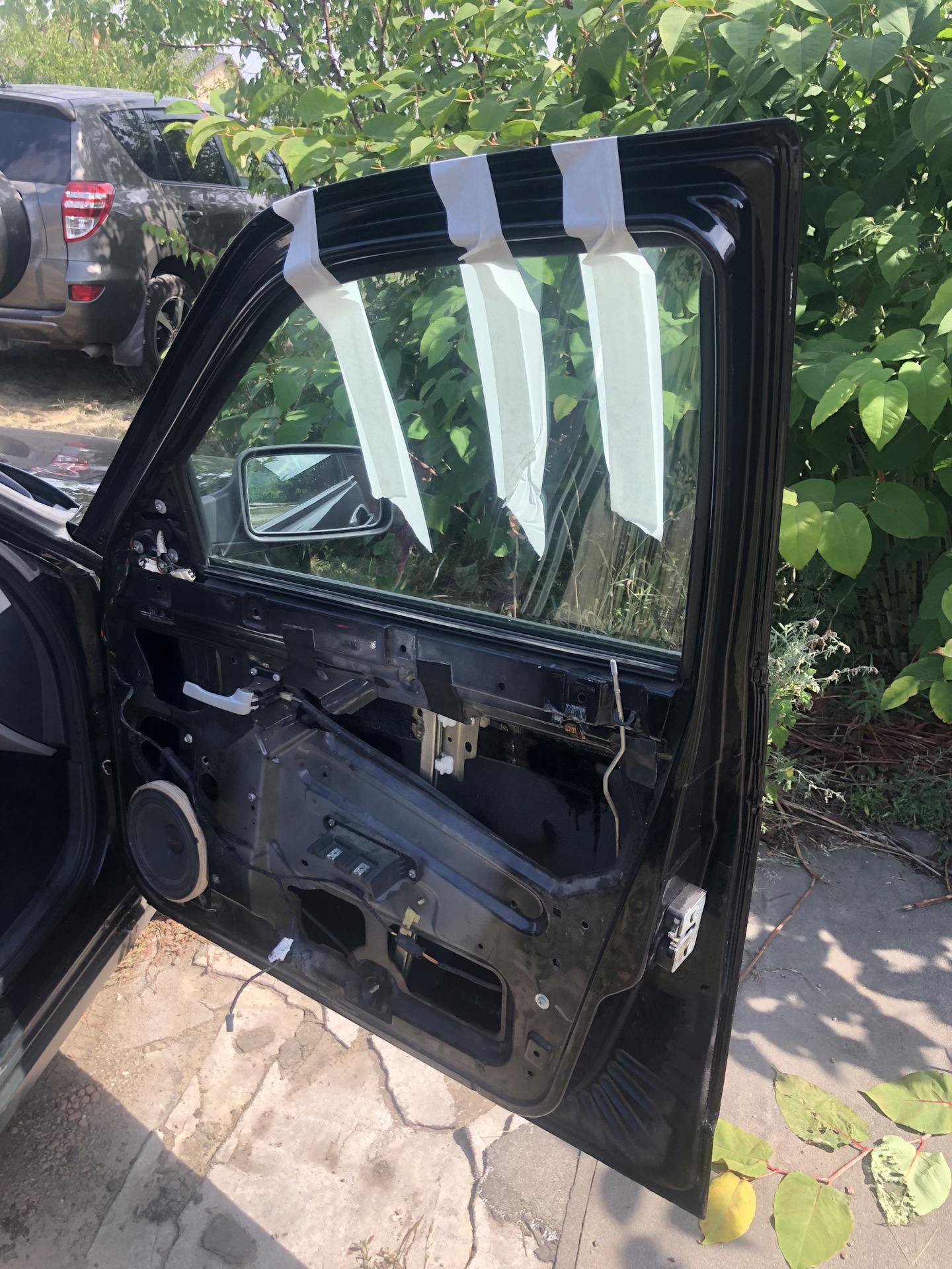 2. Замена стеклоподъемника — Lada Приора седан, 1,6 л, 2011 года ...