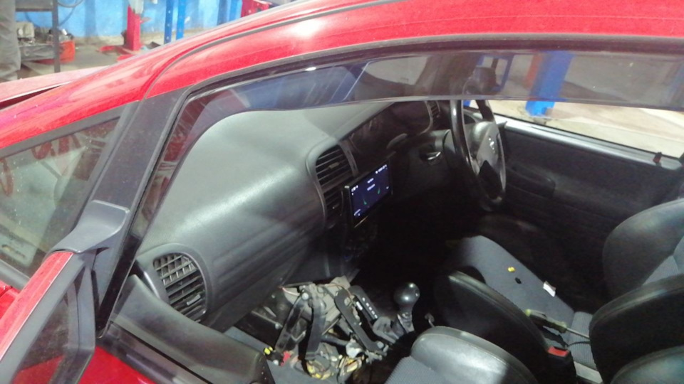 Ветровики Team HEKO — Subaru Traviq, 2,2 л, 2001 года | стайлинг | DRIVE2