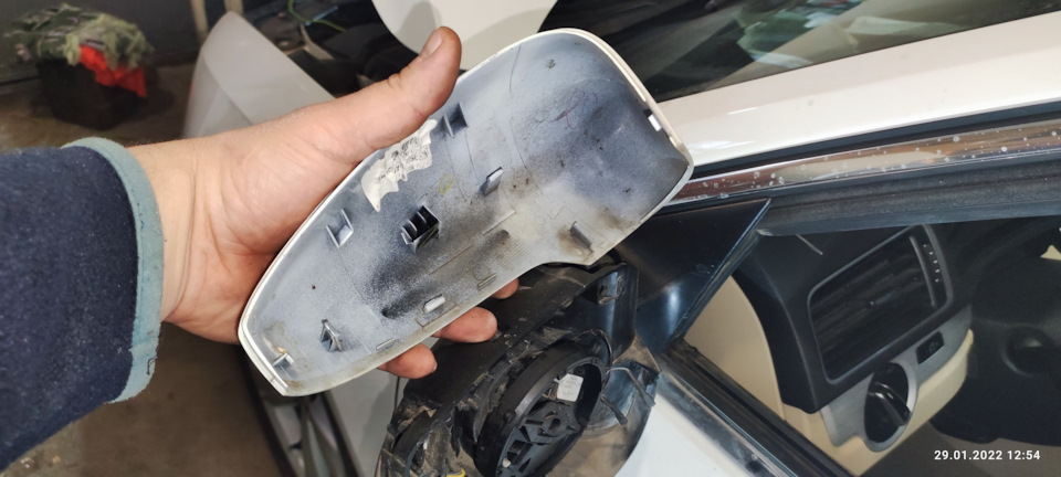 Фото в бортжурнале Volkswagen Passat (US) (1G). Запчасти на фото: 29012022