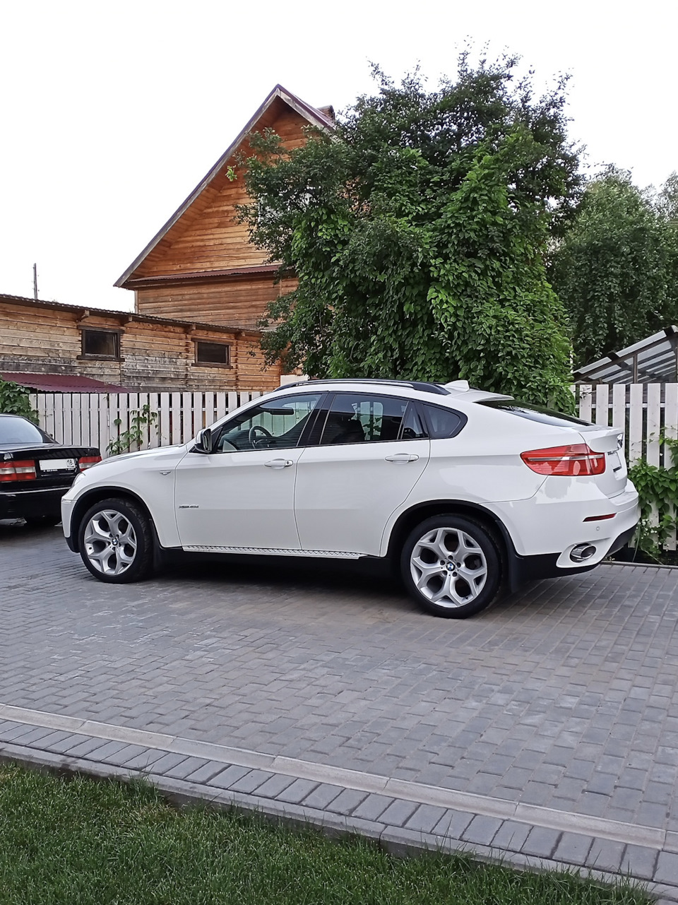 Попа в саже, чёрный дым! — BMW X6 (E71/E72), 3 л, 2010 года | визит на  сервис | DRIVE2