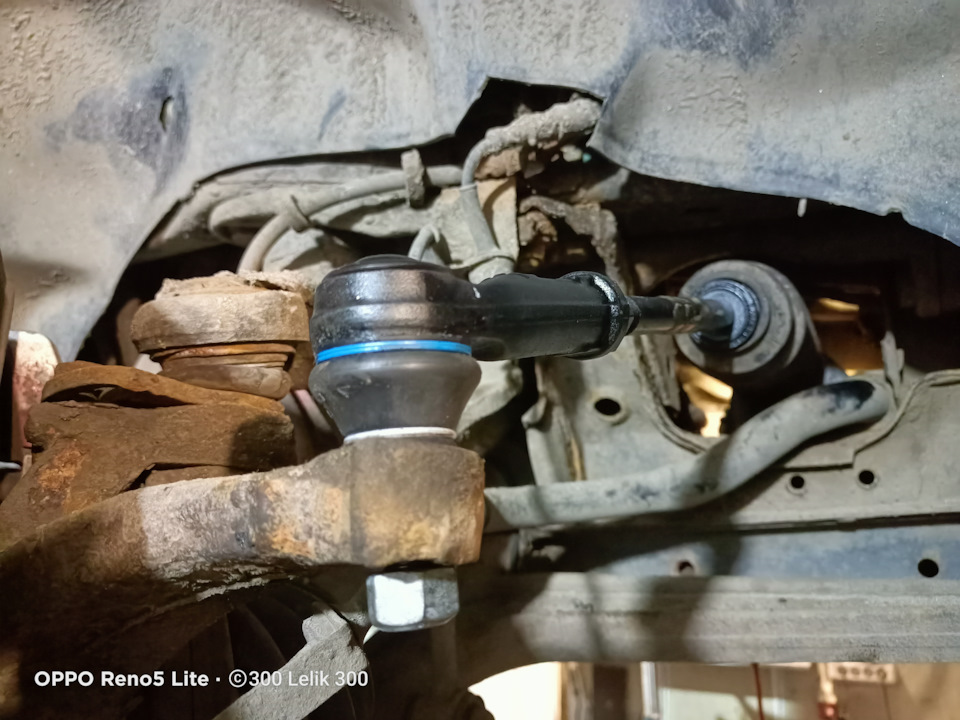 Замена рулевой рейки, тяги и наконечники — Volkswagen Caravelle (T4), 2 ...
