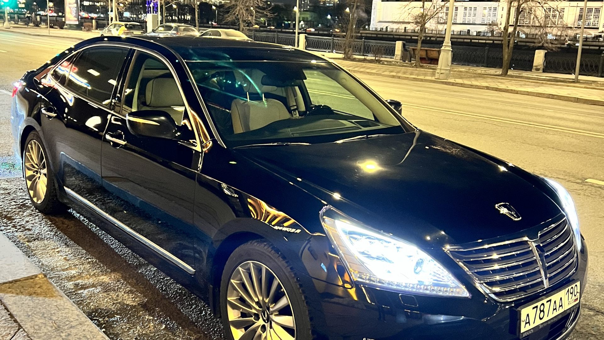 Hyundai Equus (2G) 5.0 бензиновый 2014 | Black 5.0 на DRIVE2