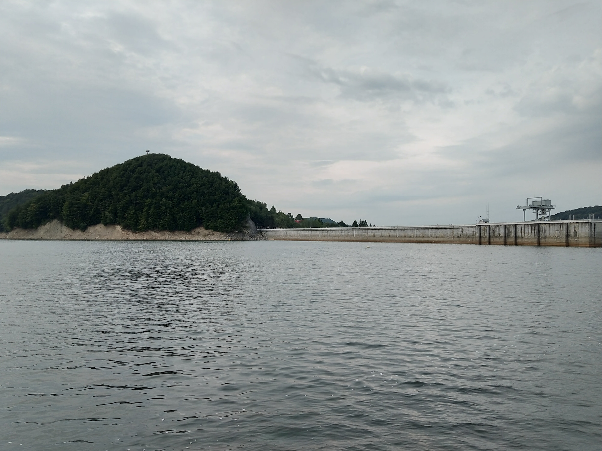Озера на левом берегу