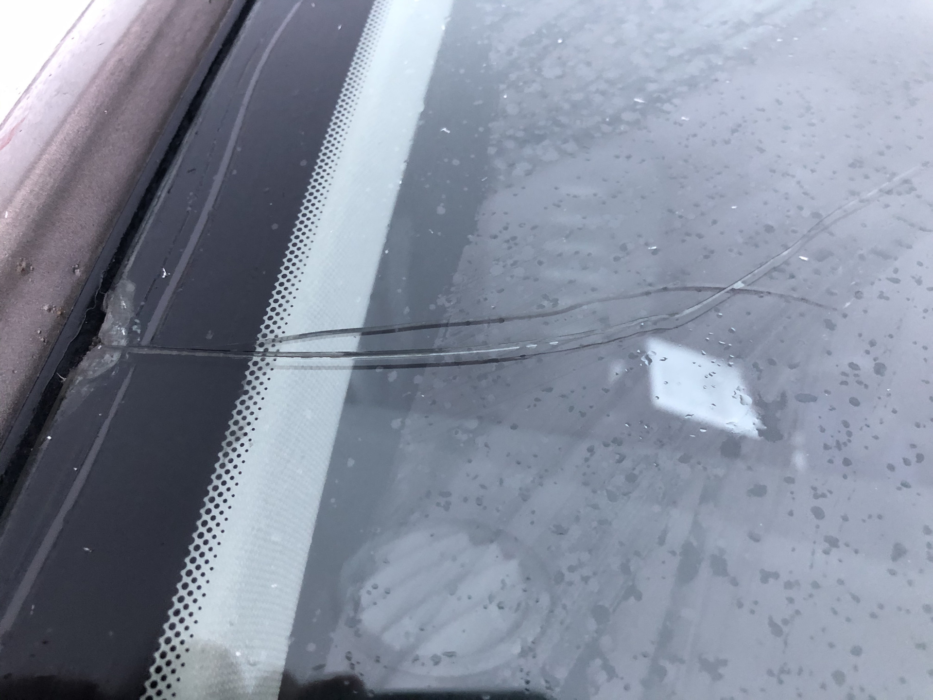 стекла as3 лагуна 2. трещина на лобовом стекле. ремонт лобовое стекло до после. лобовое стекло хонда цивик 5 хэтчбек. рено лагуна 1 замена лобового стекла.