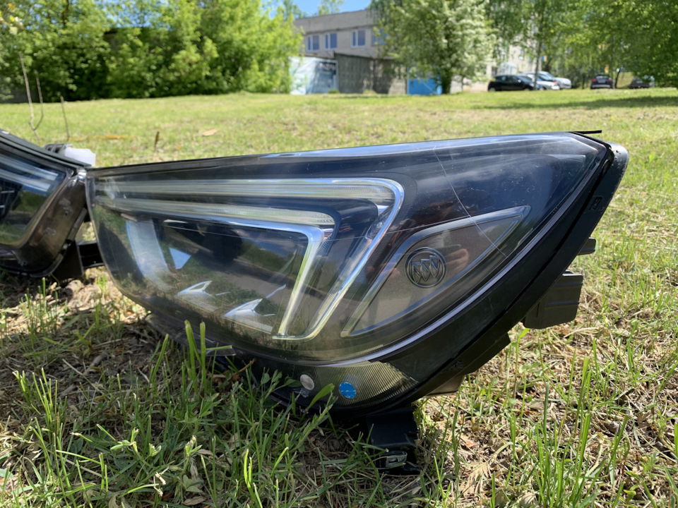 Фара бьюик энкор. Разбираем фару seat leon. Фара бьюик энкор. "buick" "encore" "2020" uv. Фара бьюик энкор.