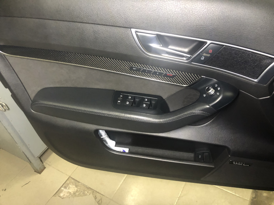 Фото в бортжурнале Audi RS6 (C6)