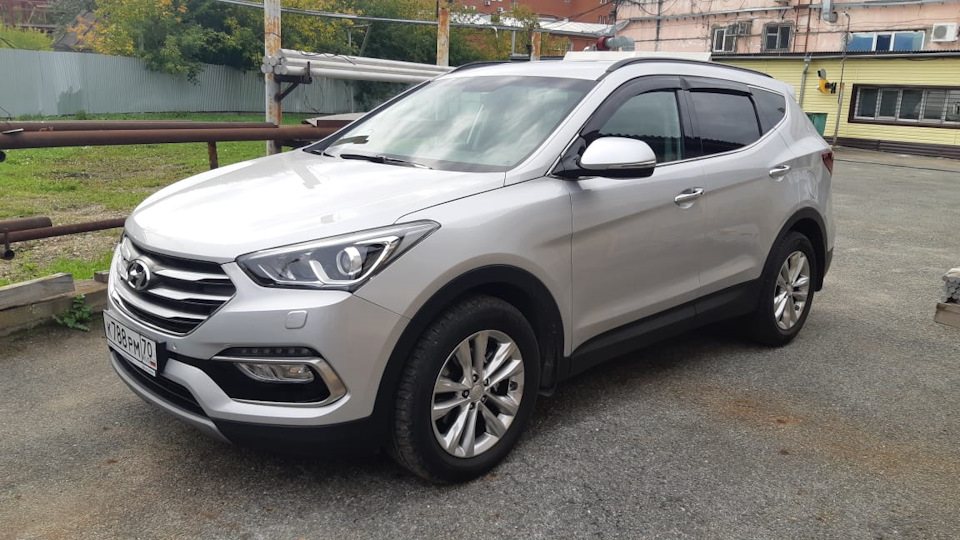 Хендай санта фе бензин отзывы владельцев. Hyundai Santa Fe III 2015 2.2 CRDI MT. Санта Фе 3.5л 200 2012. Hyundai Santa Fe 2.2 CRDI A / T 4wd Platinium. Санта Фе 3 Рестайлинг фото.