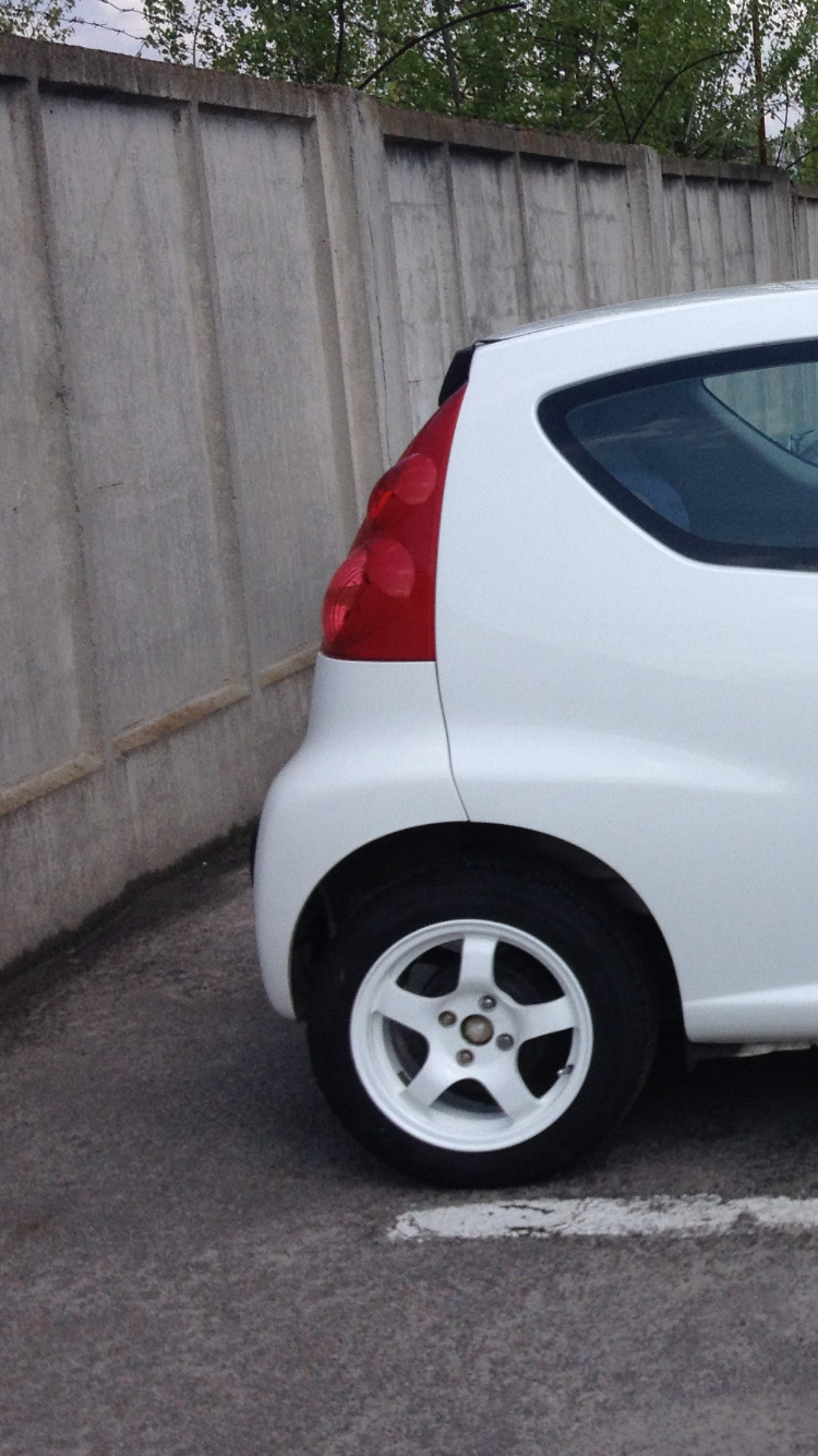 Игра->Задняя Оптика->Черная — Peugeot 107, 1 л, 2011 года | аксессуары |  DRIVE2