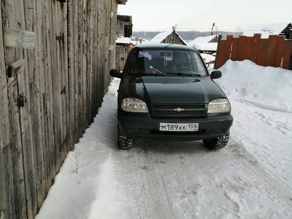 ОборотЫ хх — Chevrolet Niva (1G), 1,7 л, 2004 года | просто так | DRIVE2