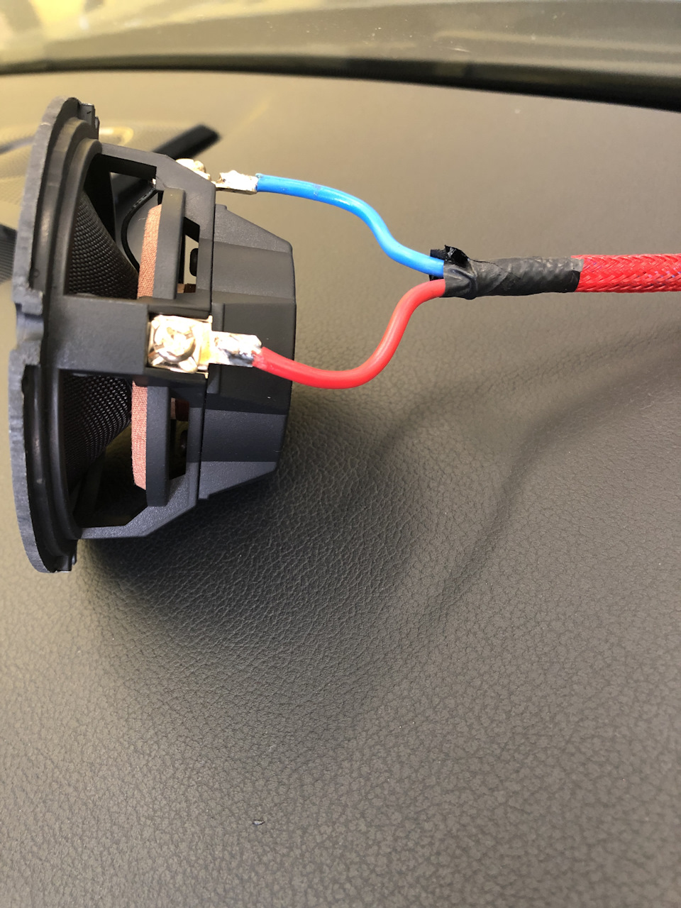 P-sixанул или установка трехполосной акустики — Audi A5 (1G), 2 л, 2010 ...