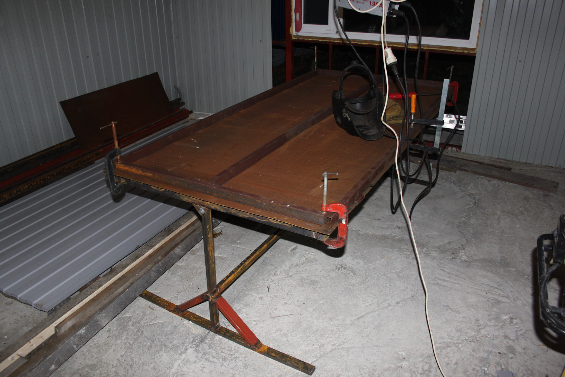 Сварочный стол для гаража