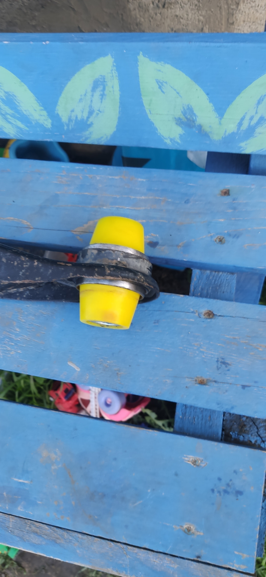 Как заменить сайлентблоки в рычагах своими руками без специальных ...