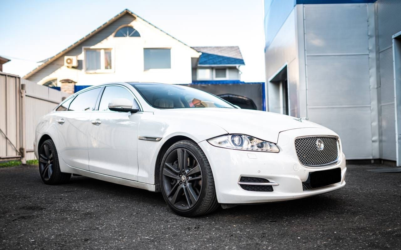 Jaguar XJ Rotiform