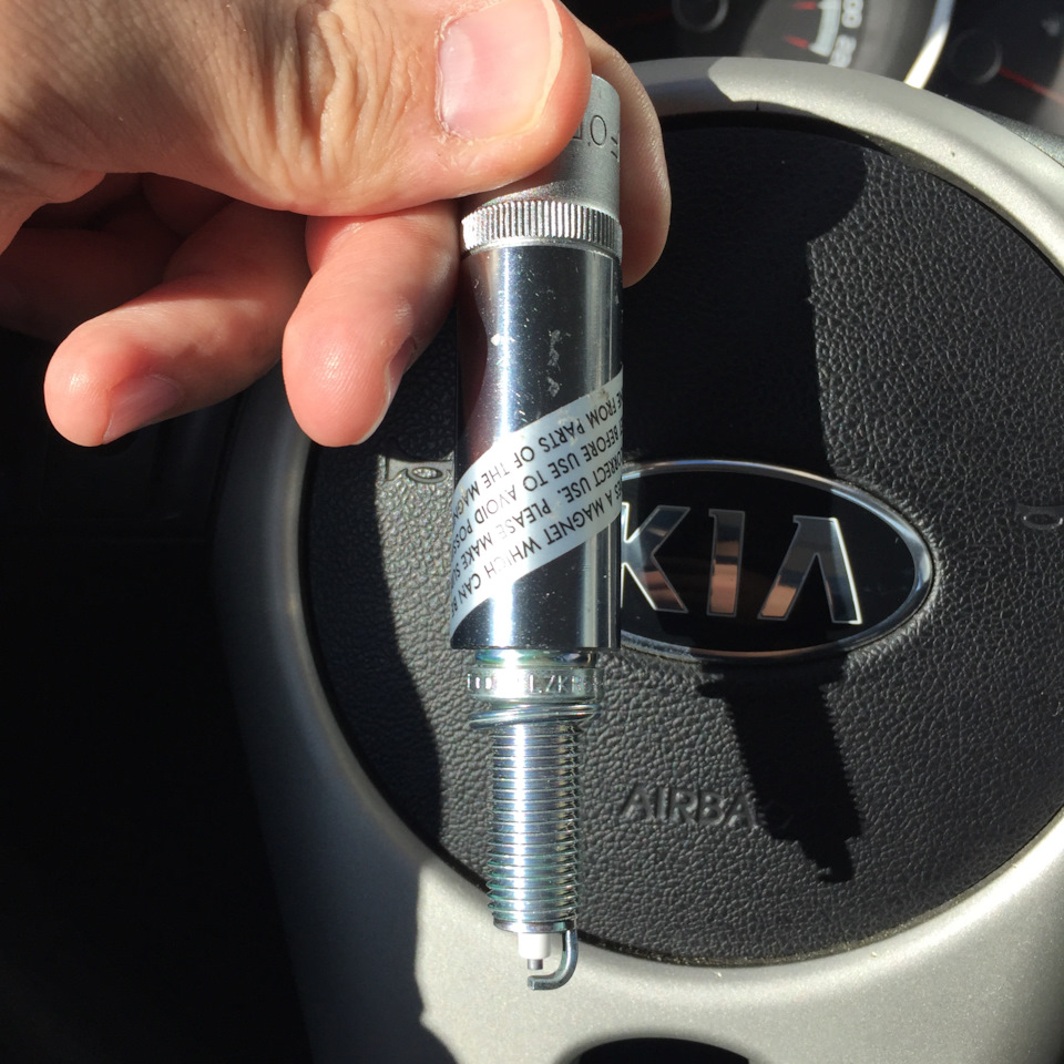 Запись №14 Свечная головка Force с магнитом — KIA Venga, 1,6 л, 2013 ...