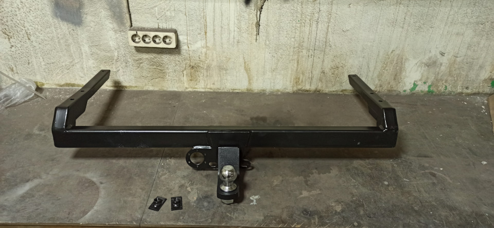 Фаркоп, ТСУ на Toyota Lite Ace, Toyota Master Ace Surf, Toyota Town Ace ...