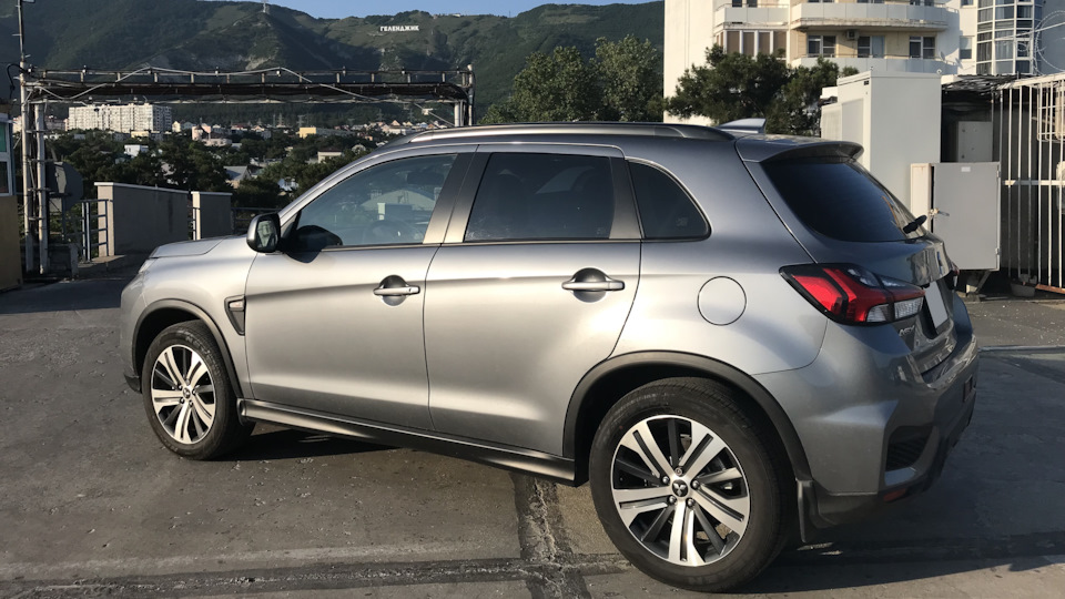 Mitsubishi ASX コンパクトな日本のクロスオーバー