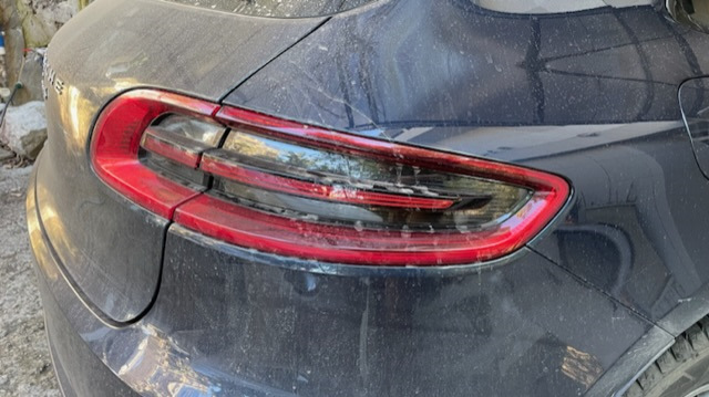 Есть резина Michelin r18 и задние фонари — Porsche Macan, 3 л, 2017 ...