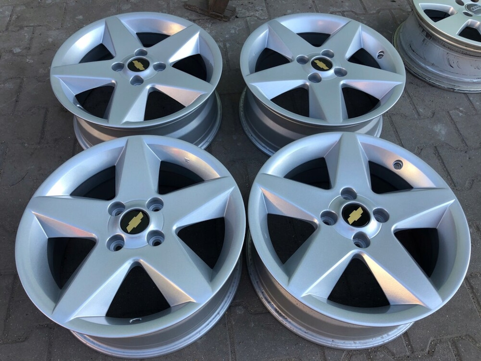 Вопрос к знатокам. Влезут ли колеса? — Mitsubishi Lancer IX, 1,6 л