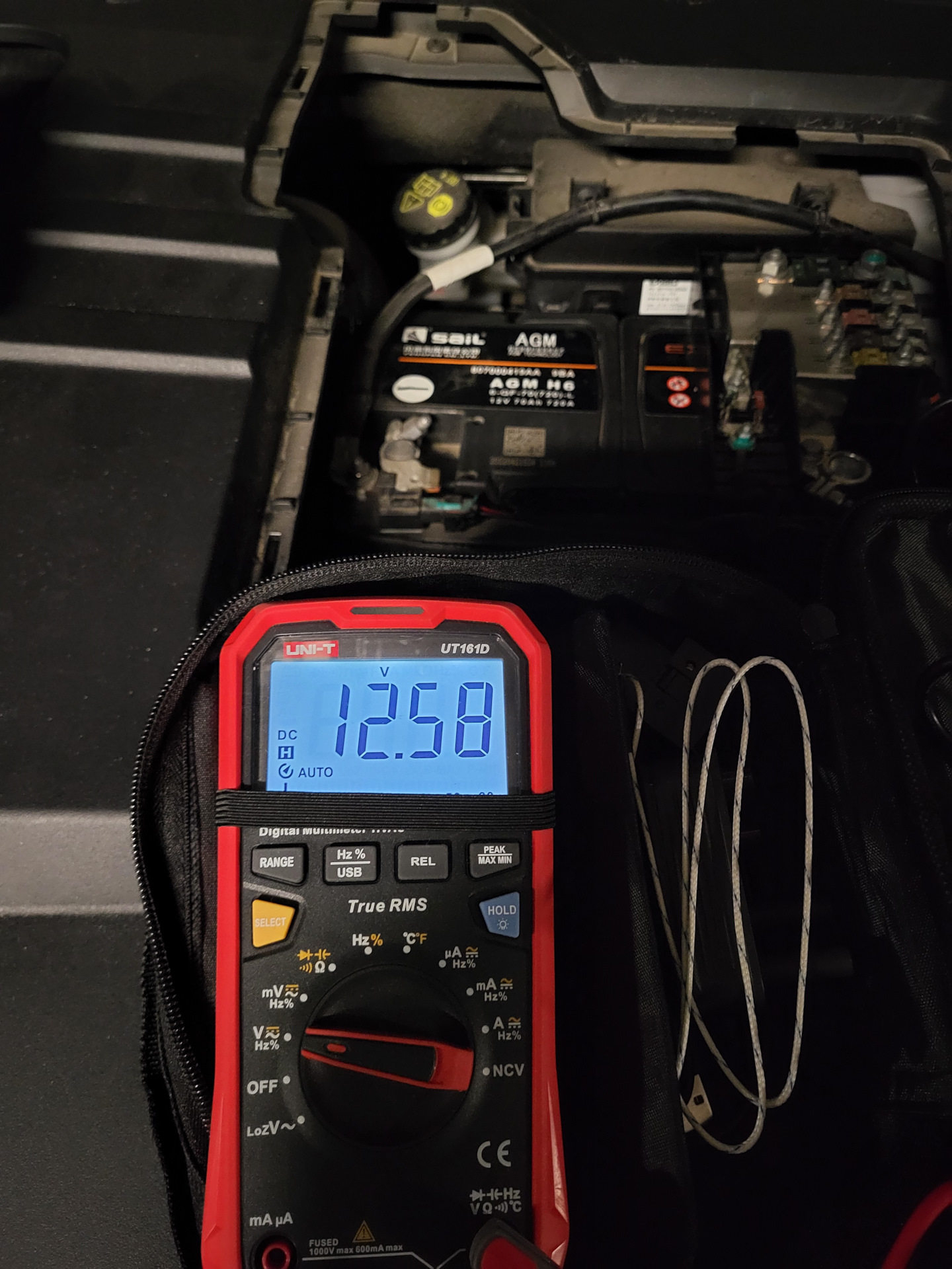 Зарядка штатного аккумулятора Sail AGM — Exeed TXL, 2 л, 2022 года ...