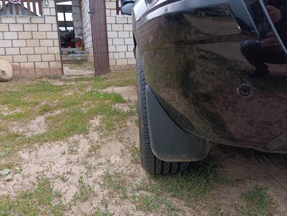 Протëртые локеры (подкрылки) — Ford Fusion, 1,4 л, 2010 года | поломка ...