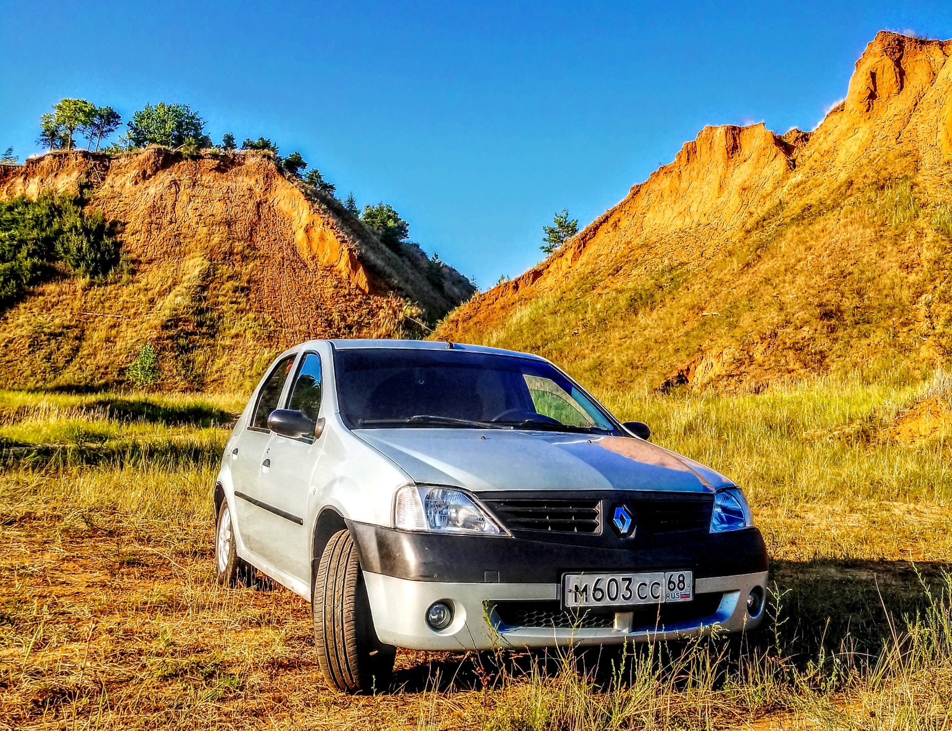 Летние путешествия. Сосновские бугры, Тамбовская область. — Renault Logan  (1G), 1,4 л, 2006 года | путешествие | DRIVE2