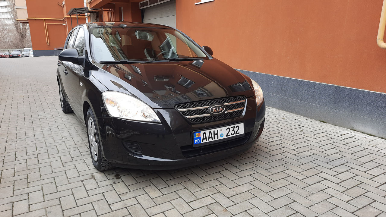 KIA Ceed (1G) 1.4 бензиновый 2007 | на DRIVE2