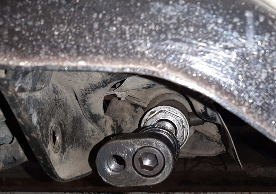 Увеличение выворота — Nissan Gloria (9G), 3 л, 1993 года | тюнинг | DRIVE2