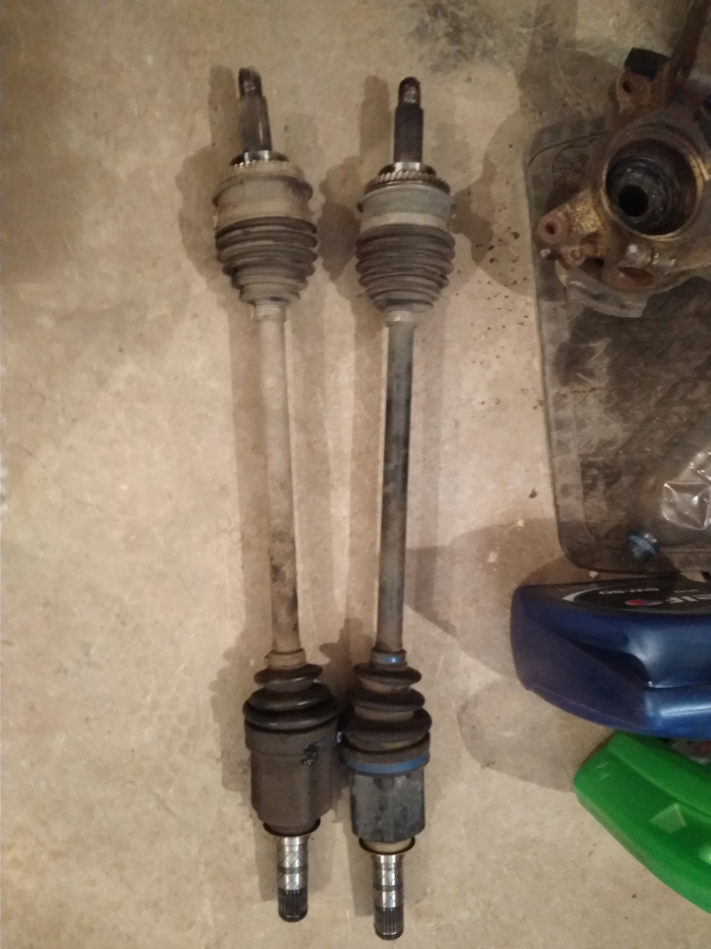 Привод передний subaru. Передний привод субару форестер. Передний привод субару форестер sf5. Передний привод субару форестер. Субару форестер замена переднего привода.