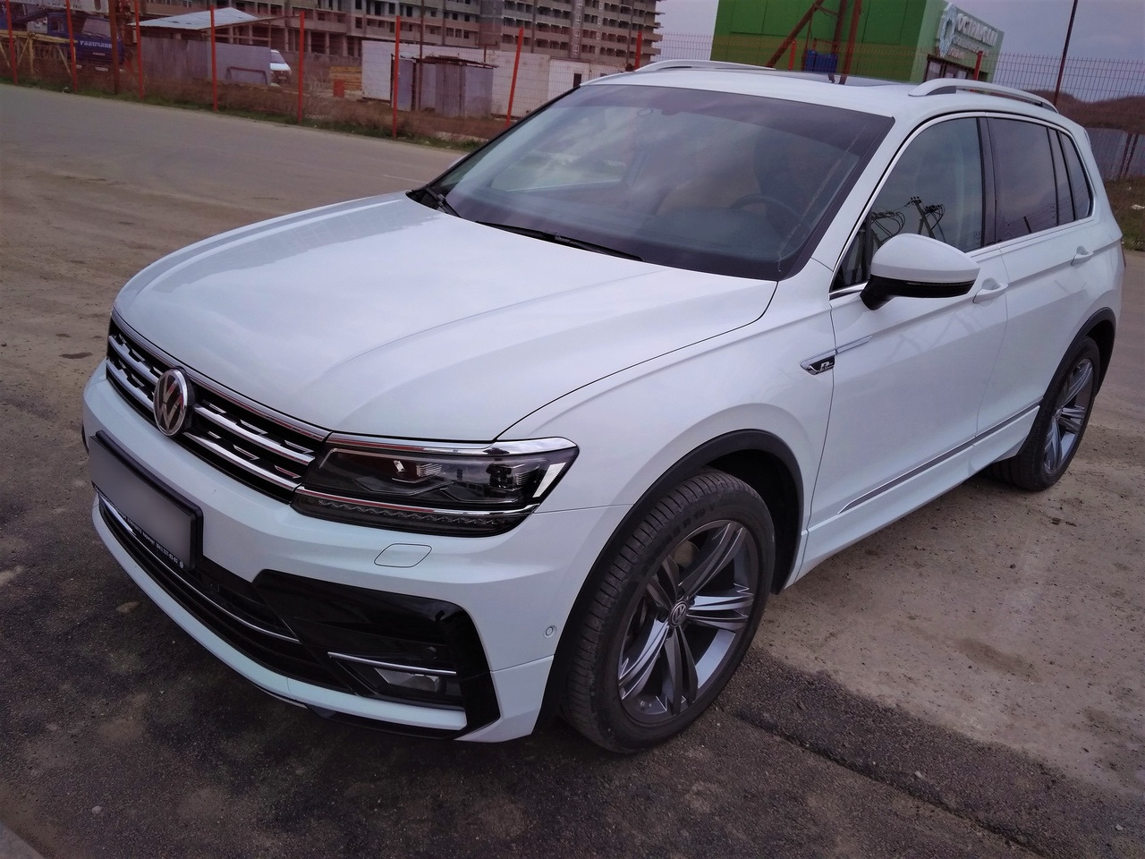 VW Tiguan 2 0 TSI