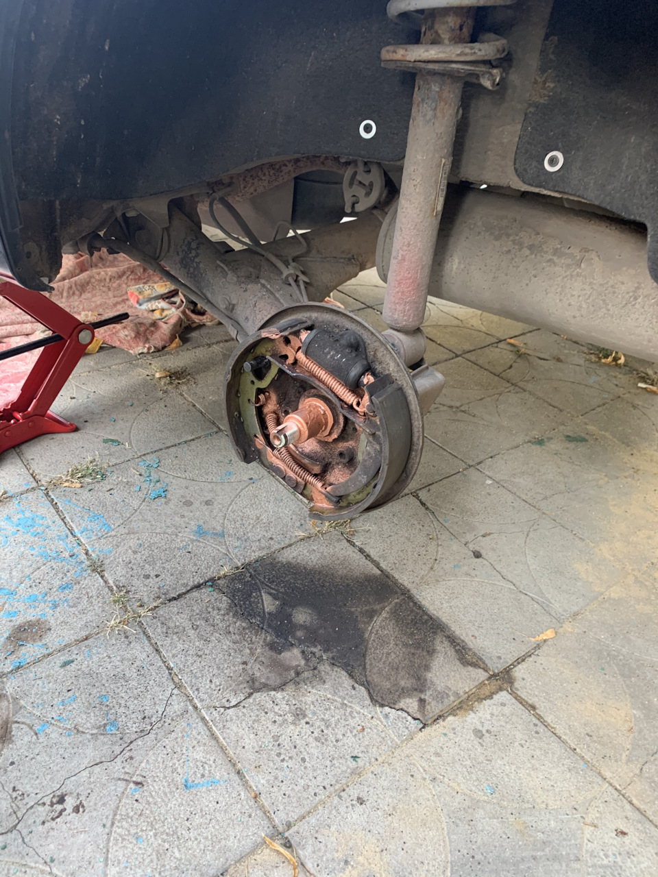 Замена подшипника задней ступицы и почему не держит ручник — Lada ...