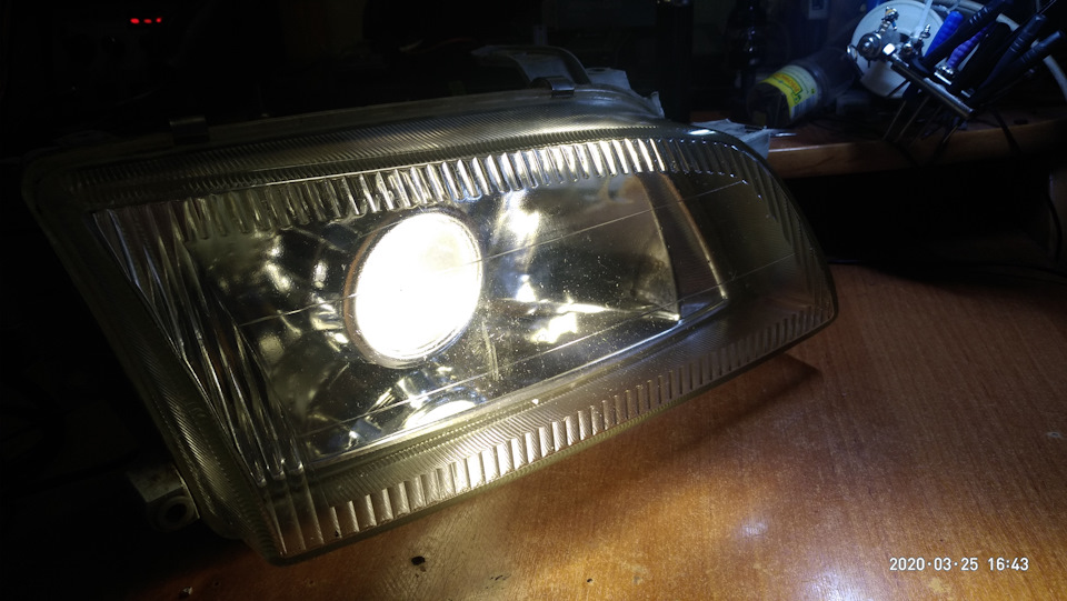 Диоды вместо ксенона в линзы — Toyota Corona (T190), 2 л, 1992 года ...