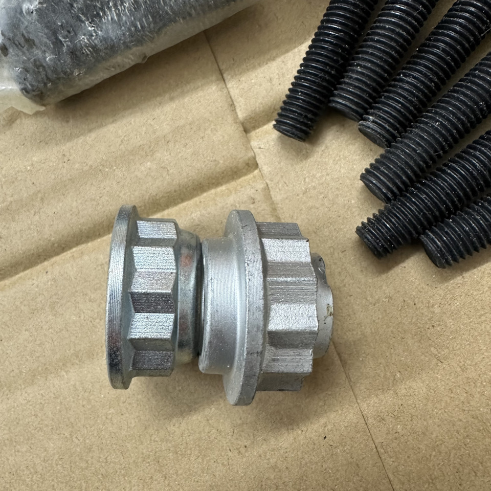 WHT005286 Гайка (M20х1,5) / VW Touareg, Transporter 03~ VAG | Запчасти ...