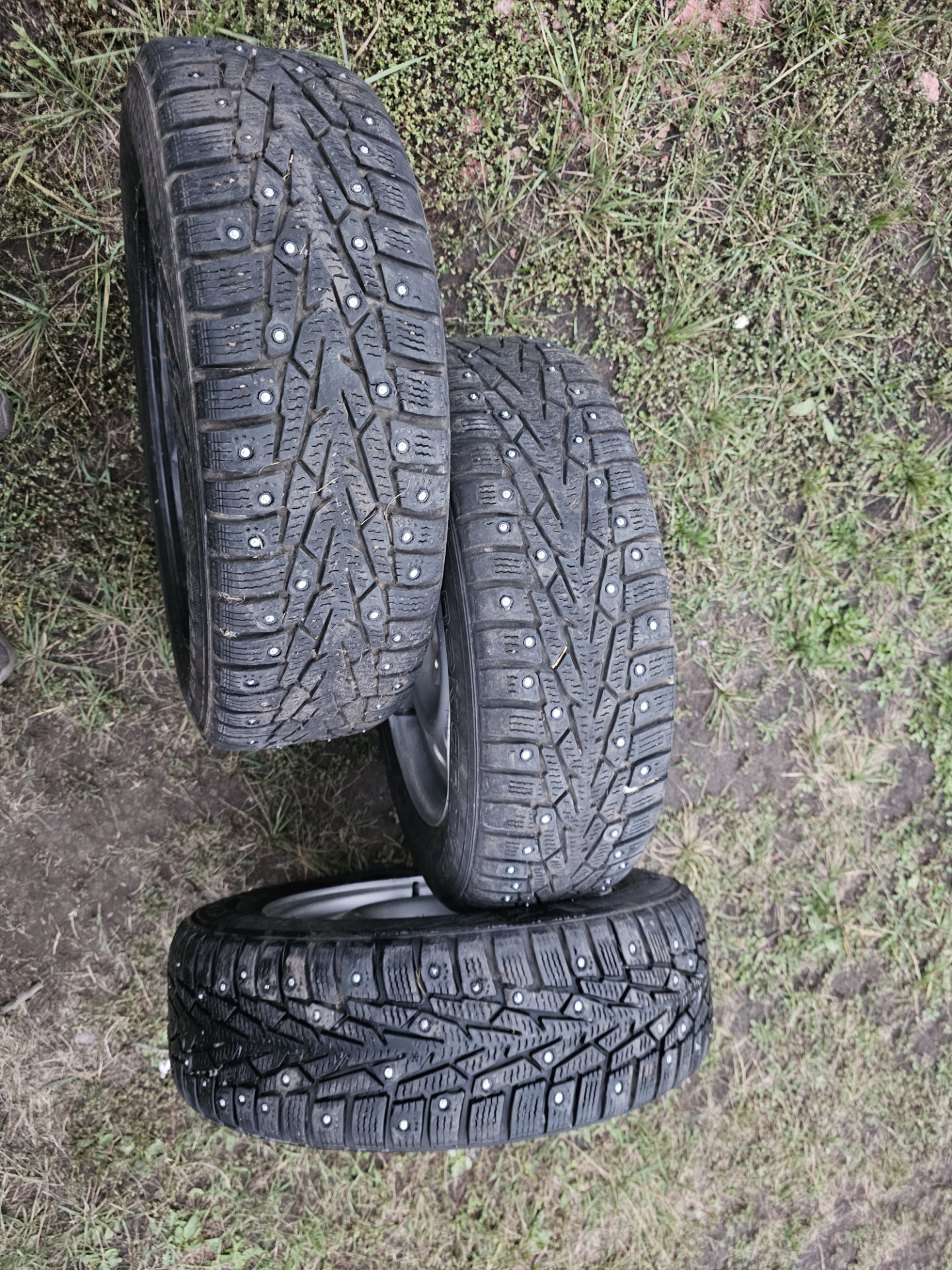 Бюджетная ошиповка зимней резины — DRIVE2