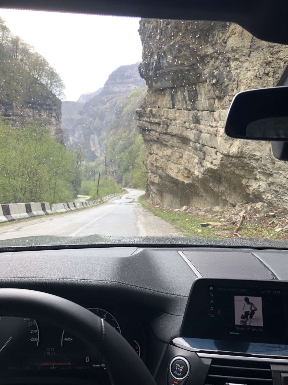 gdCNFKB4 4MAhtCPLyVl6gKFdB0 960 замок шато эркен номер телефона