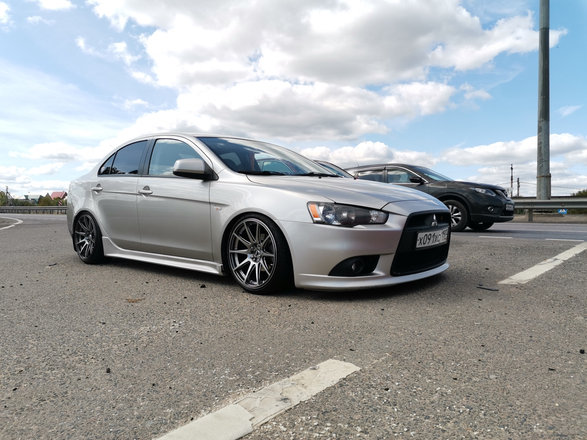 Lancer 10 снятие торпеды. лансер эво 10 сток. охлаждение бардачка лансер 10. лансер 10 крепление заднего сиденья.