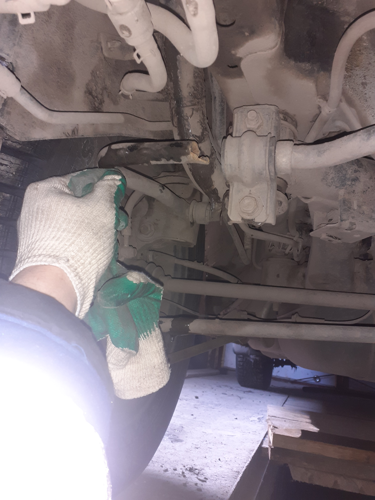 Стабилизатор задний — Nissan X-Trail I (t30), 2 л, 2005 года | поломка ...