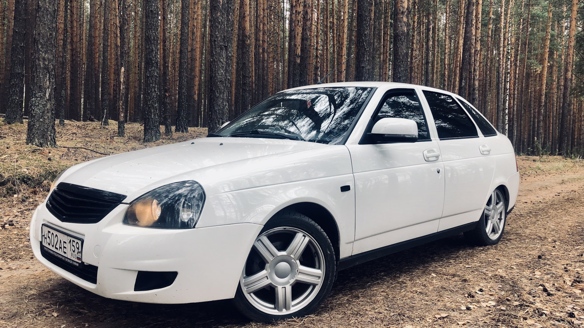 Lada Приора хэтчбек 1.6 бензиновый 2014 | 💎 на DRIVE2