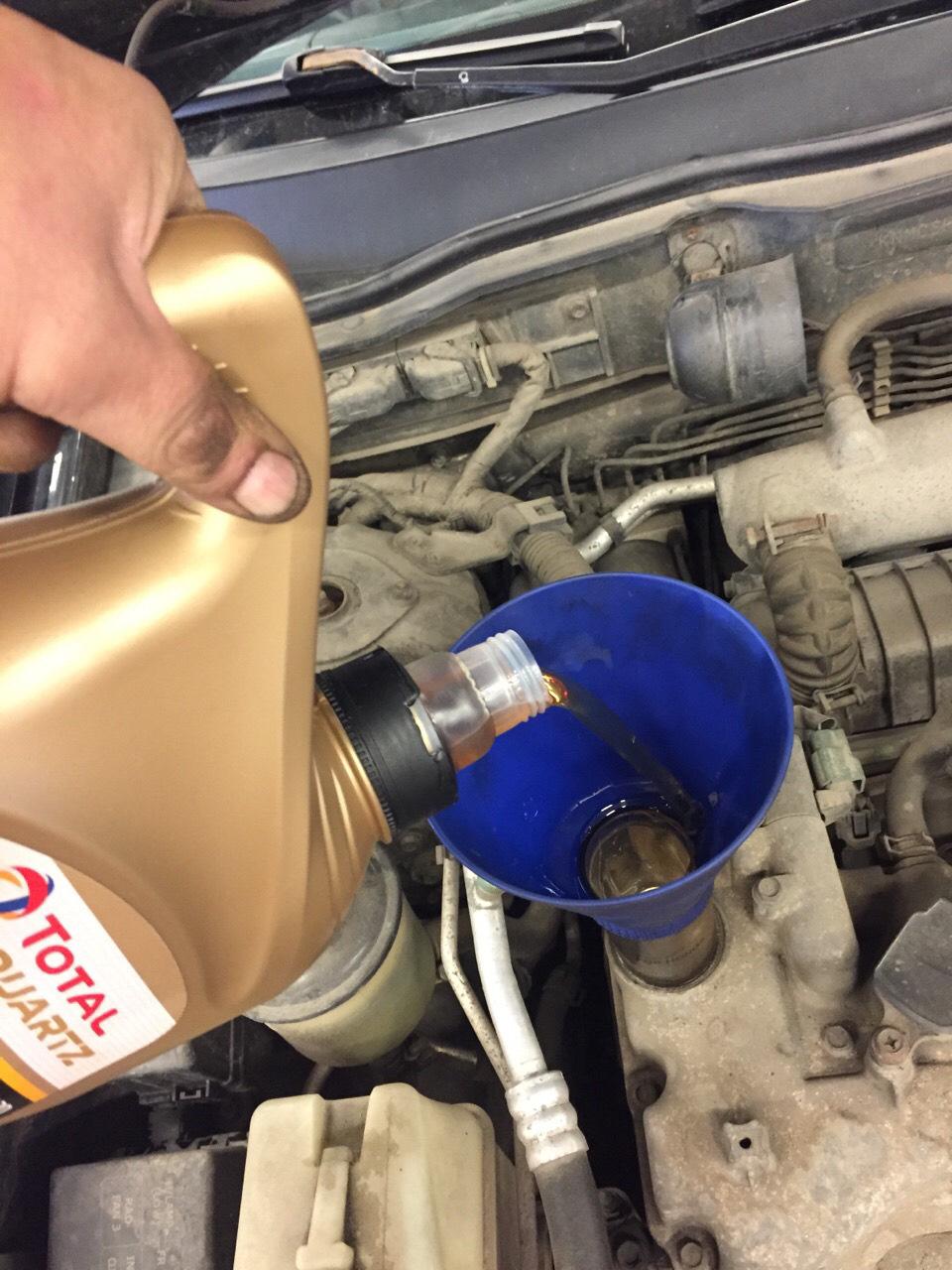 Техническое обслуживание и замена тяг, втулок стабилизатора поперечной ...