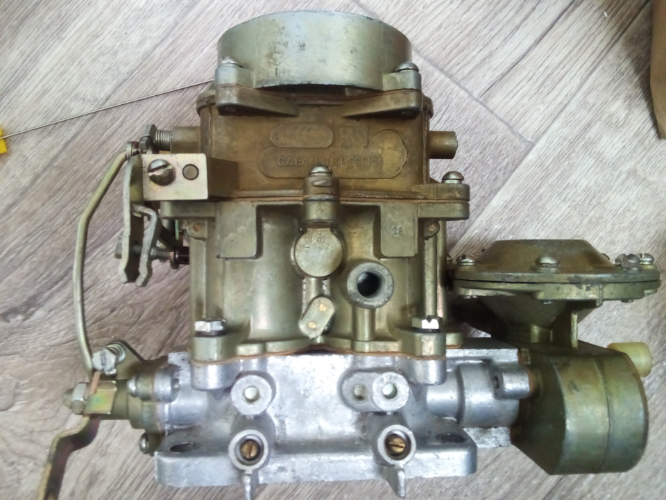 Новенький. Видна дата выпуска — УАЗ 315195 Hunter