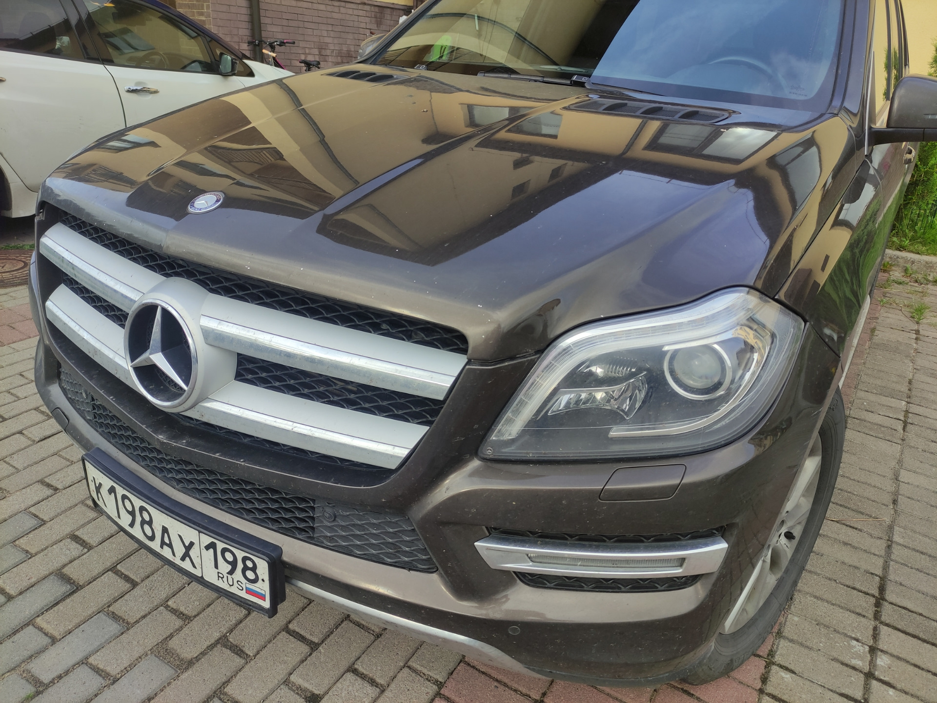 Регулировка уровня головного света (фар) — Mercedes-Benz GL-class (X166), 3  л, 2014 года | помощь на дороге | DRIVE2