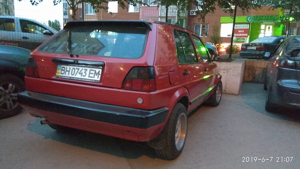 Hella Red Black Golf 2 Купить