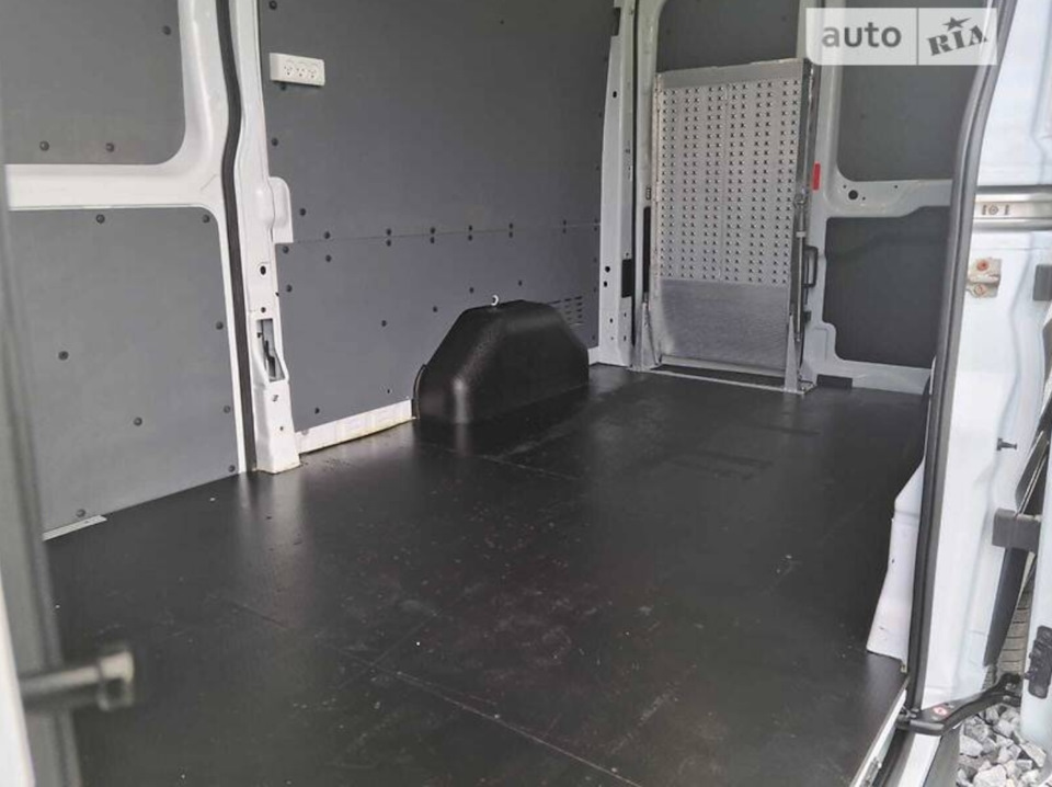 Фото в бортжурнале Ford Transit (8G)