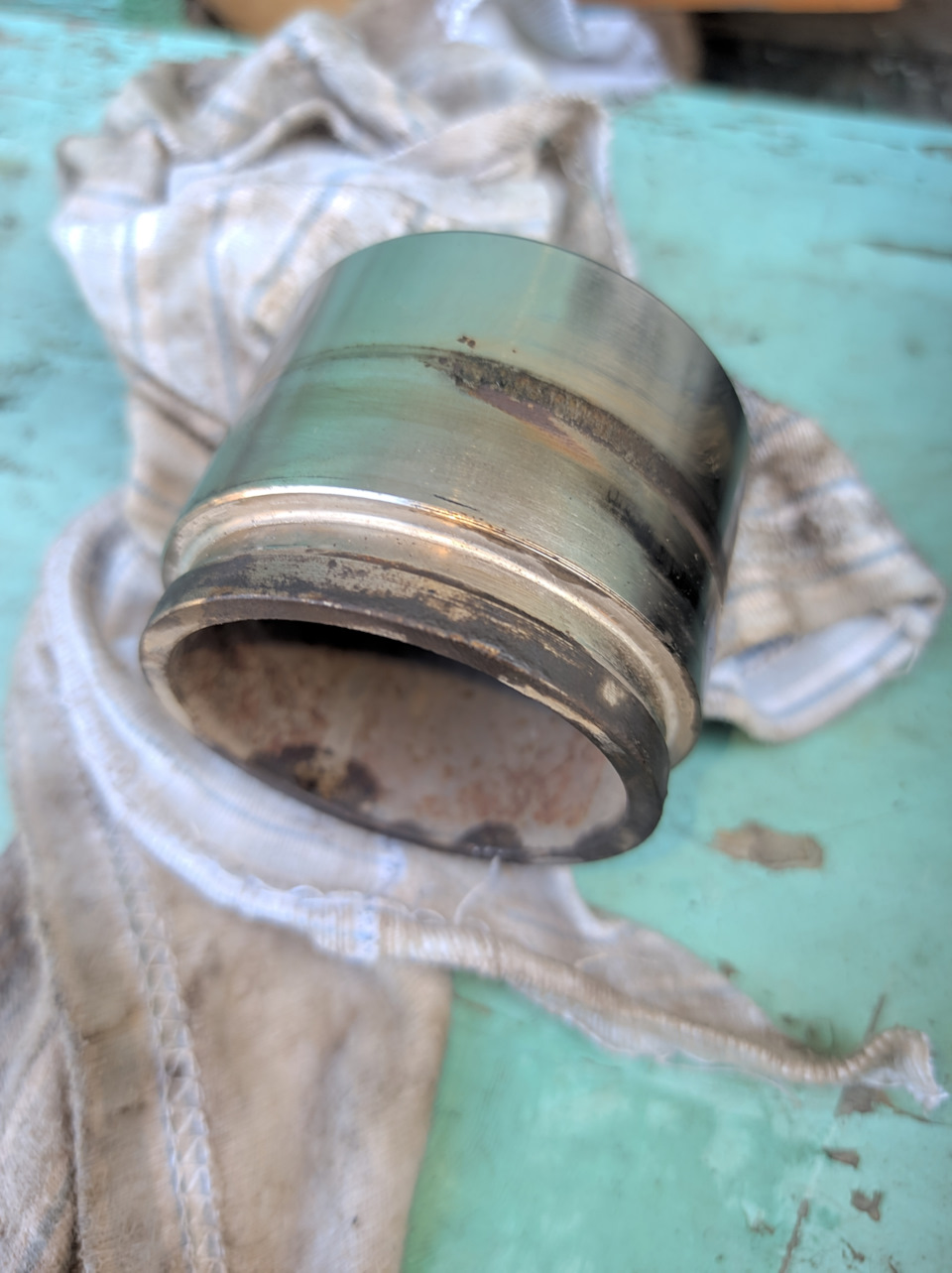 Замена манжет Суппортов — Nissan Qashqai (1G), 2 л, 2010 года | своими ...