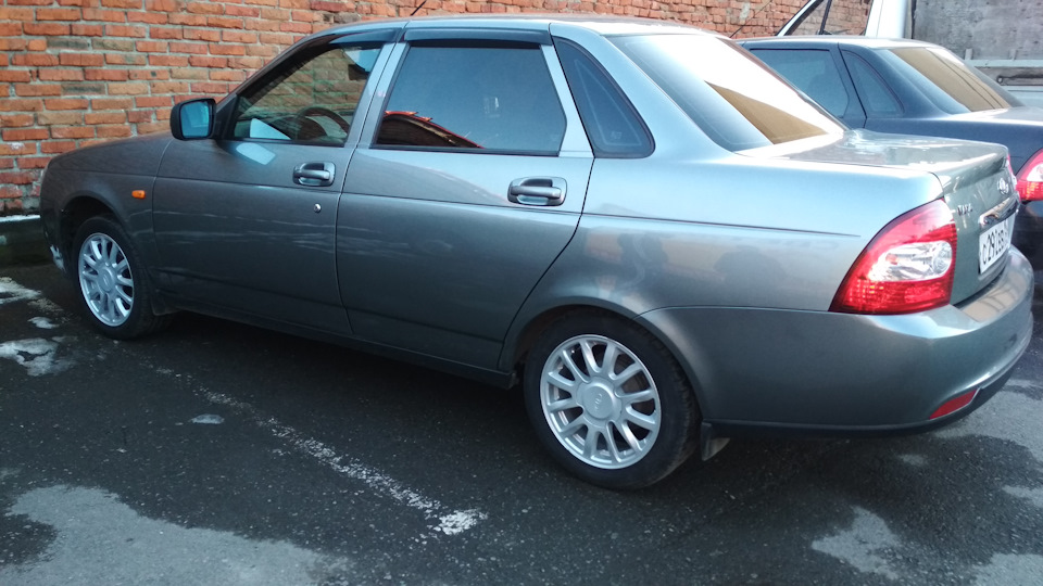 Диски от Гранты — Lada Приора седан, 1,6 л, 2012 года | колёсные диски ...