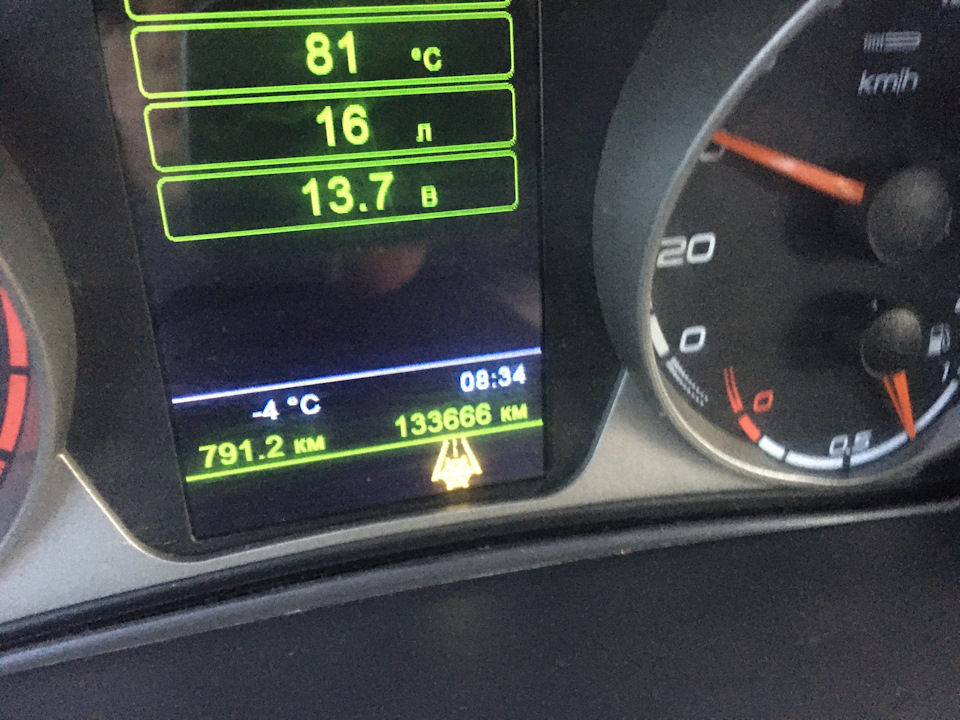 Замок зажигания и по мелочи — Lada Приора седан, 1,6 л, 2012 года ...