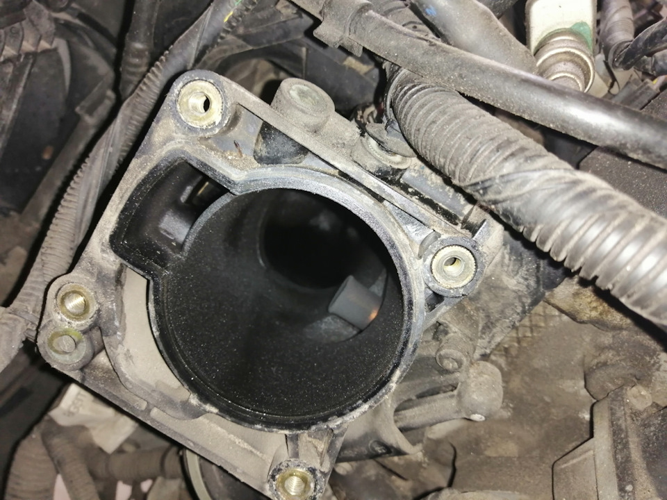 Масло во выпускном коллекторе. — Ford Mondeo IV, 2,3 л, 2010 года ...