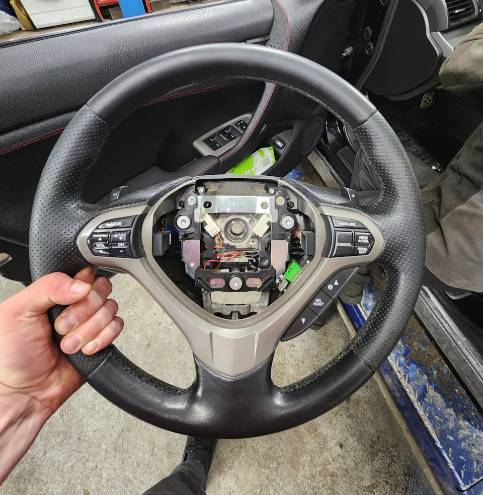 Щелчки в руле. Часть2. Проблема решена. — Honda Accord (8G), 2 л, 2008 ...