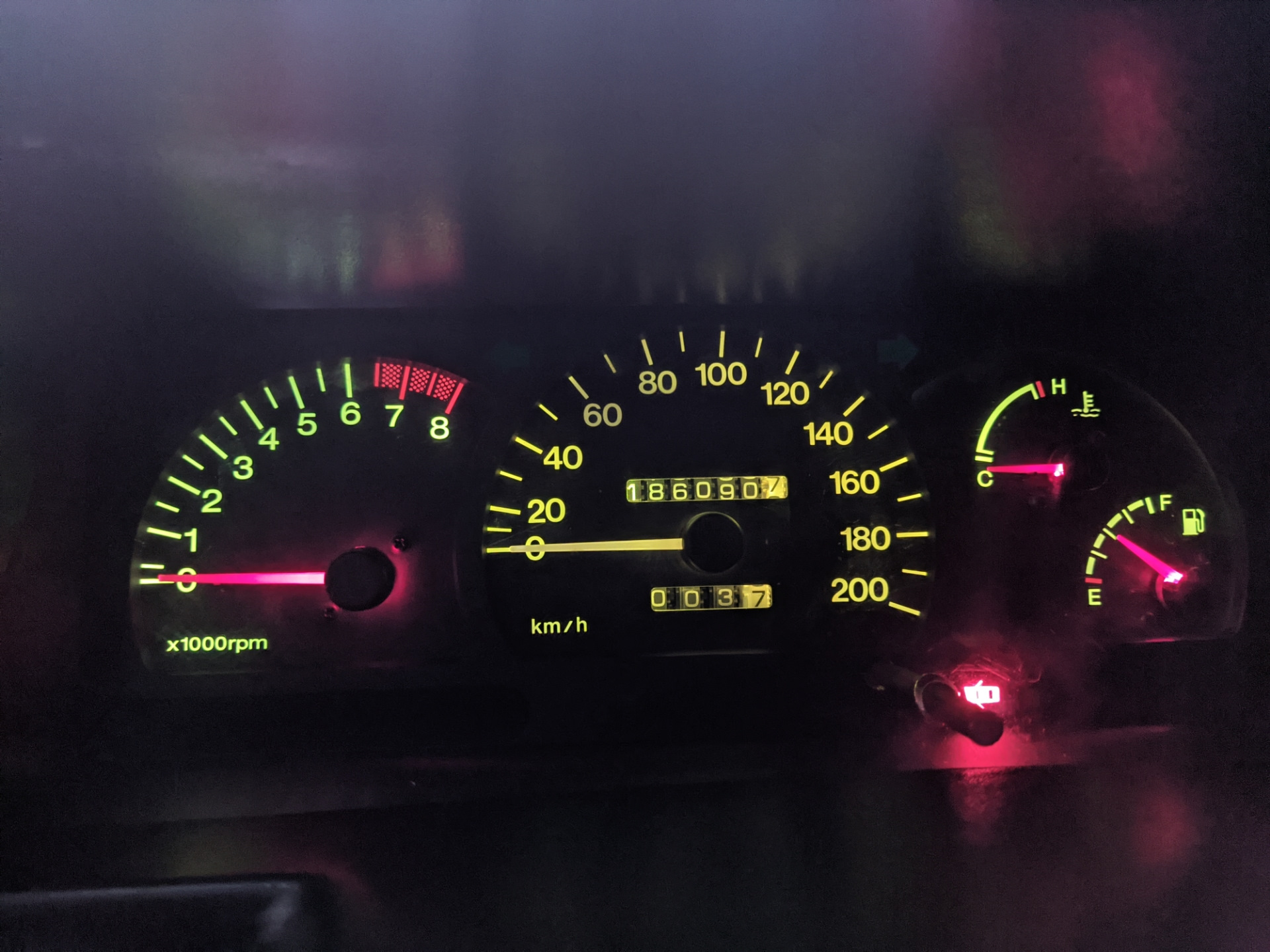 лобовое стекло нексия 2. стрелки на дэу нексия. лобовое стекло дэу нексия n100. нексия индикатор топлива n100. Daewoo nexia 2 прибор датчик.