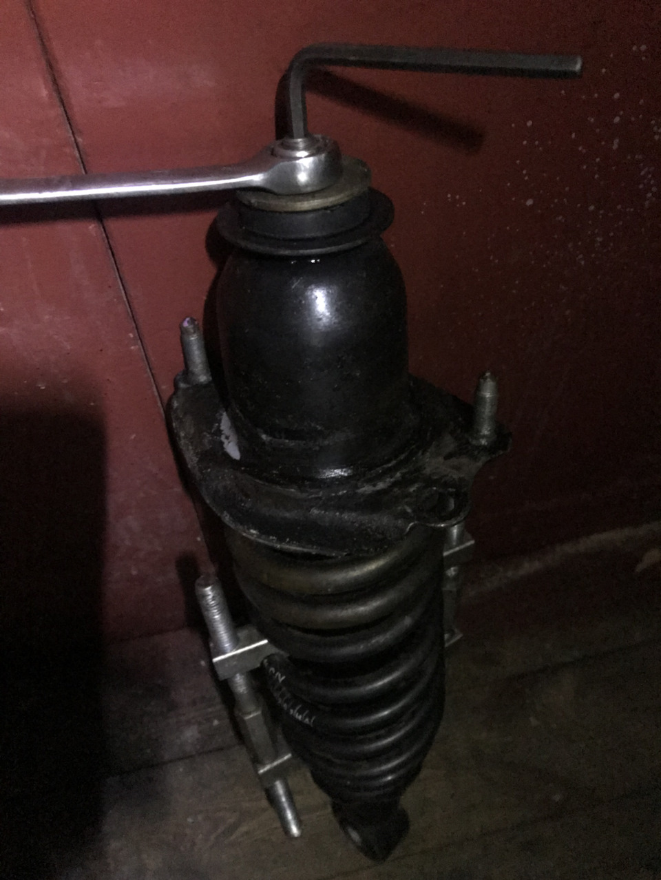 Схема прокачки тормозов тойота королла 120 кузов. Toyota corolla xrs 2. Прокачка тормозов с абс тойота королла е120. Toyota corolla 150 прокачка тормозов. Прокачка тойота королла.